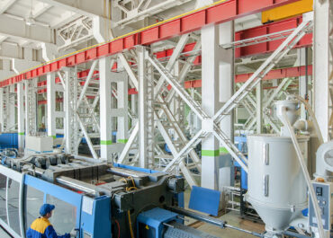 AGVs vs Traditional Material Handling: Why Automation is Leading the Way